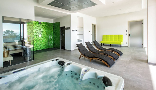Villa Rita Pool & Spa