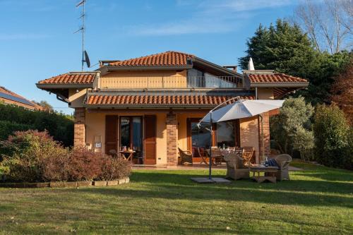 Villa Riviera con accesso al Lago