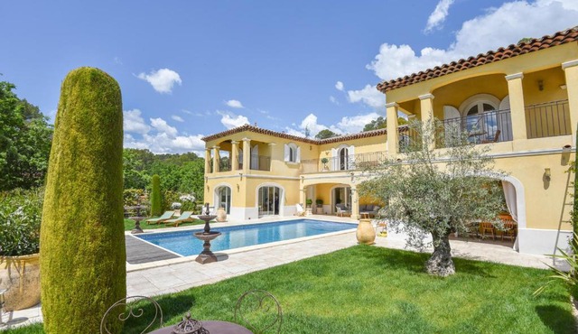 Villa SULIS