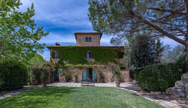 Villa Tignano with Pool