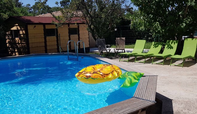 Villa170 m², 0 vis à vis, land 800 m² fenced swimming pool, 8 mn walk : beach
