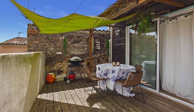Village house in Marseillan with elevator and rooftop terrace