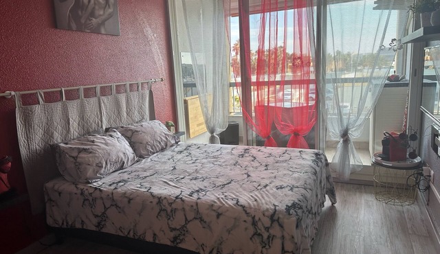Village naturiste - Port-Soleil/Studio level 2 harbor view