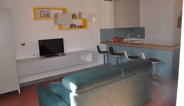 Vittoria apartment, 52 sqm, historic center of Florence
