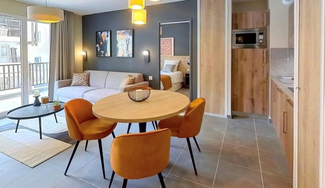Wifi, 350m from resort center, swimming pool, sauna, hammam, tv, ski locker, 31m², Auron