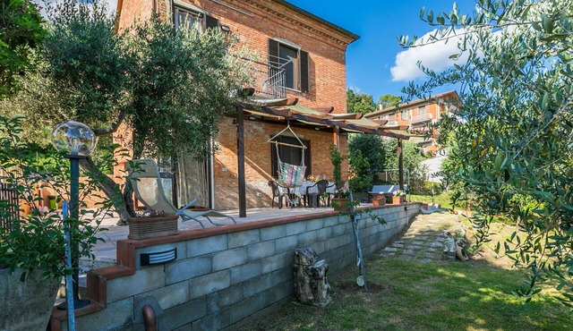 Wonderful private villa for 7 people with A/C, WIFI, terrace, pets allowed and panoramic view