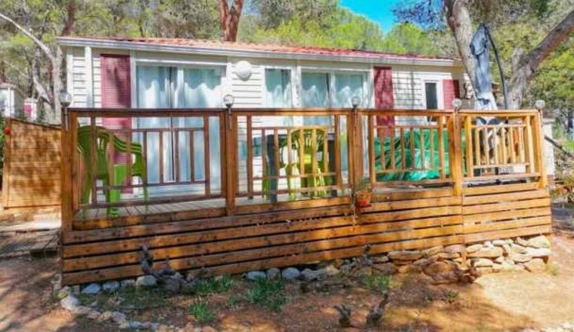 ZEcamping 4 étoiles piscine chiens acceptés mobil-home TV 30m2 4 pers