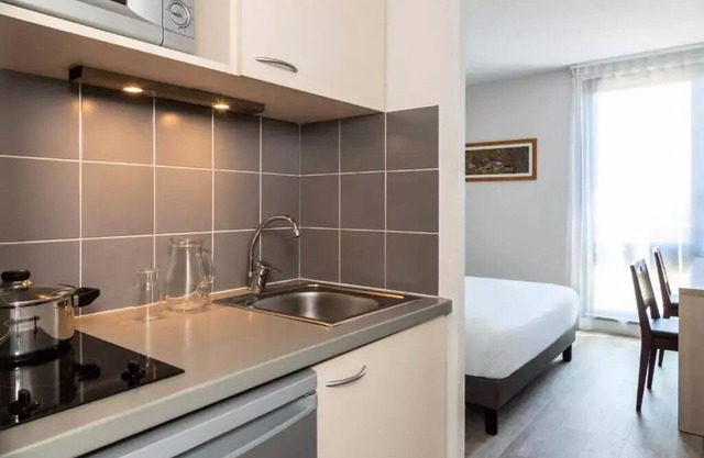 Aparthotel Adagio Access Avignon* - Studio 2 People