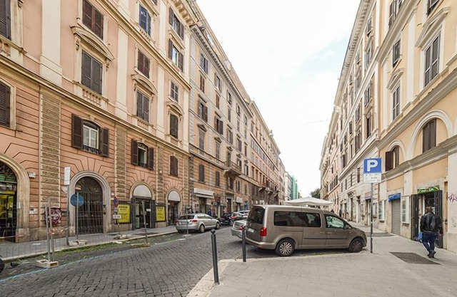 Be First B&B in Rome