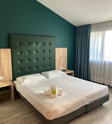 Green Hotel Motel 