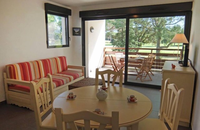 Le Golf Clair by Interhome