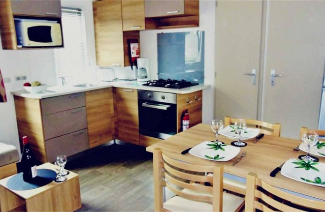 Location H01 / Elegant mobile home at Mar Estang 4*