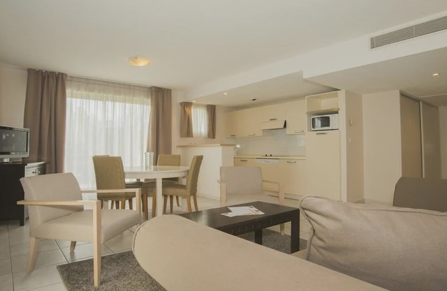 Reserve your apartment in a **** hotel> Apartment 07
