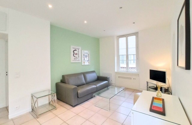 Viva Riviera 33 rue Hoche