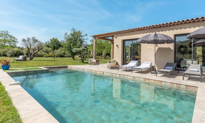 Saint-Tropez Villa | Villa Byblos Summary: