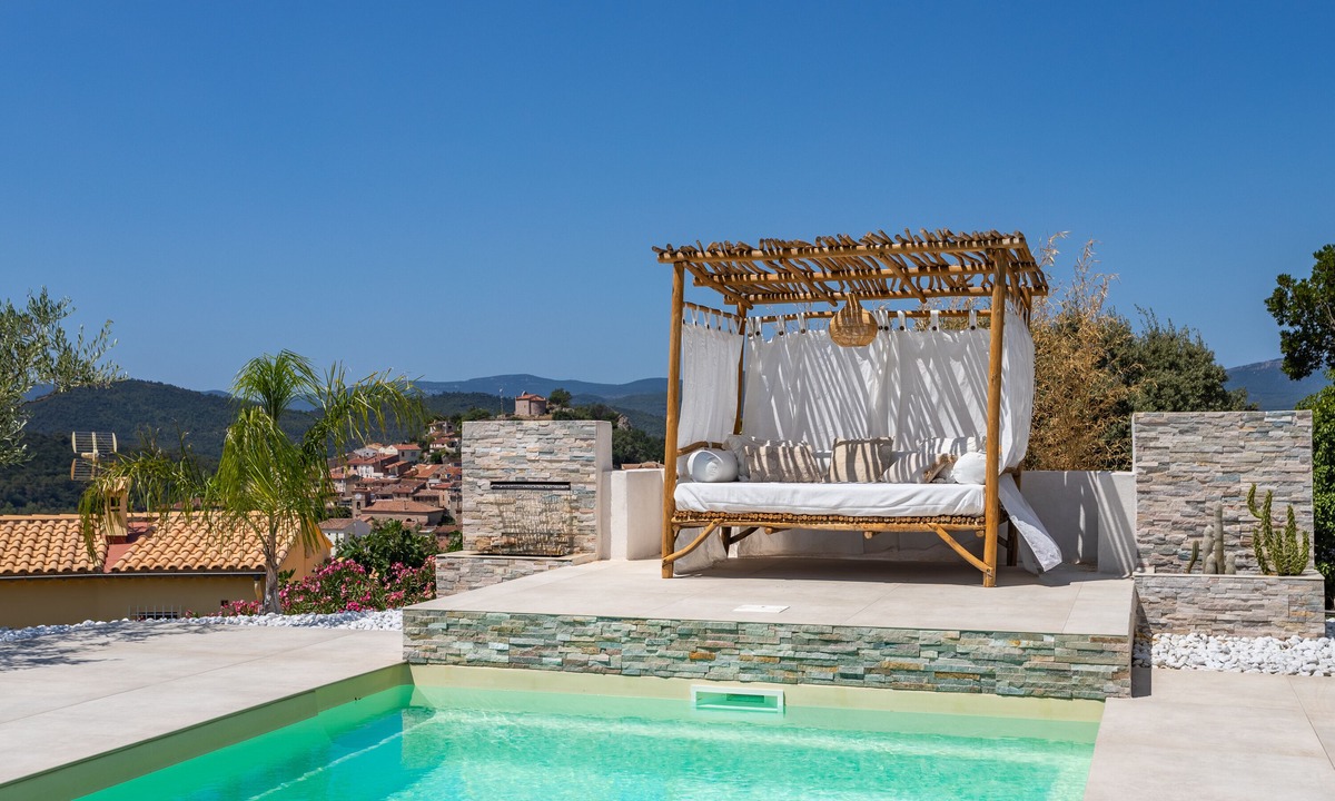 Pierrefeu-du-Var Villa | Villa Can Sol