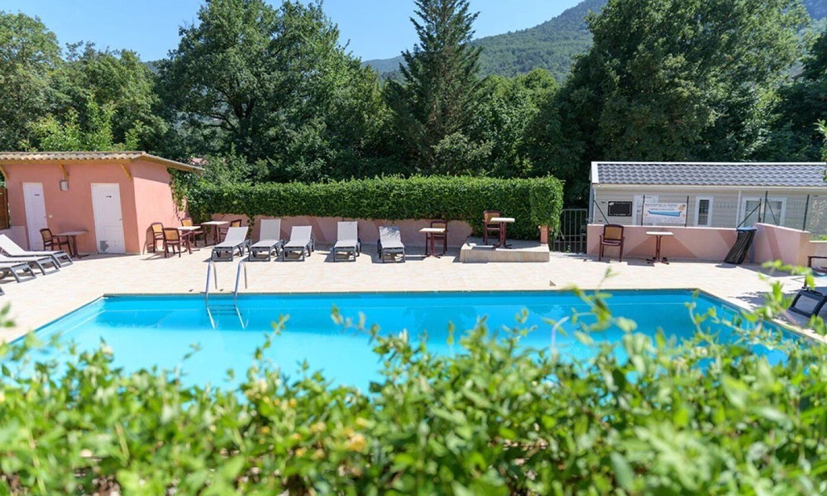 Sospel House | Camping 2 étoiles - Piscine - ccbgb0g