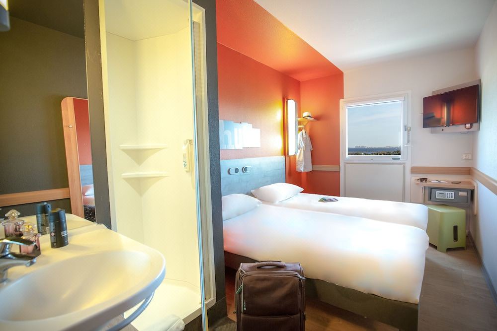Photo of Bedroom in 16th Arrondissement