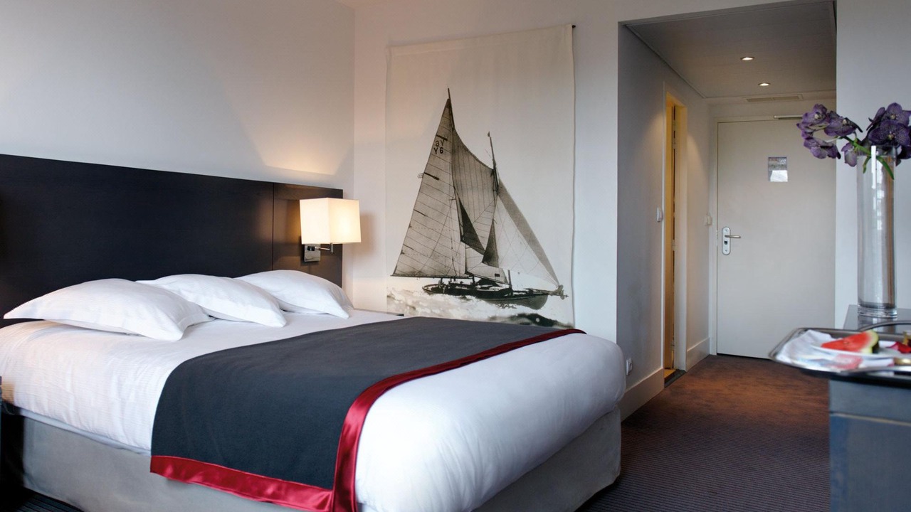 Photo of Bedroom in Le Pharo