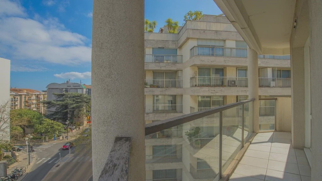 Photo of Buildings in Carnot
