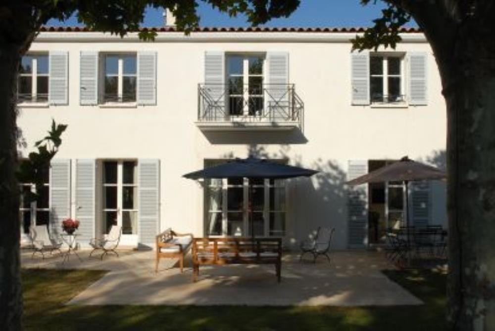 Photo of Buildings in 8th Arrondissement