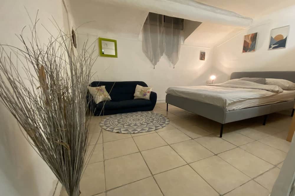 Photo of Bedroom in Saint-Lazare