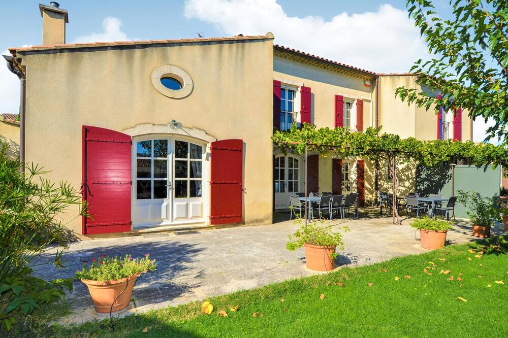 Photo of Outdoor in Maillane