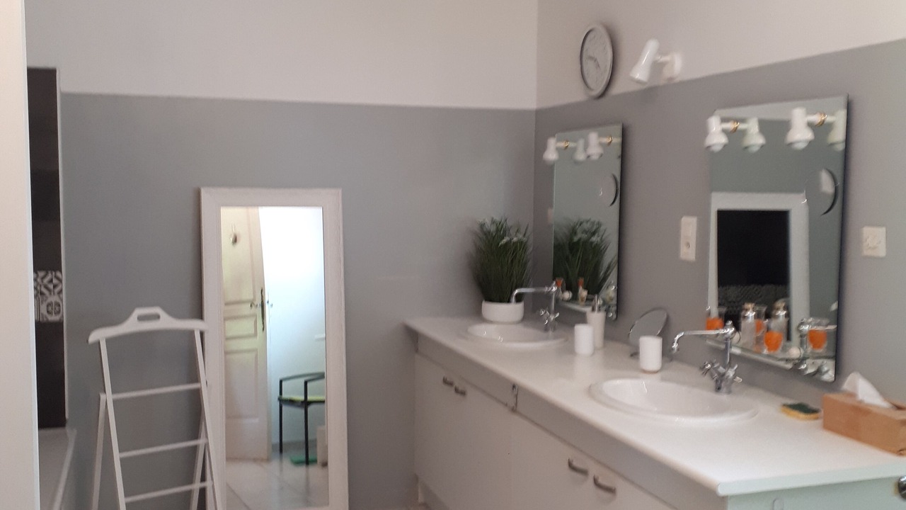 Photo of Kitchen in Velleron