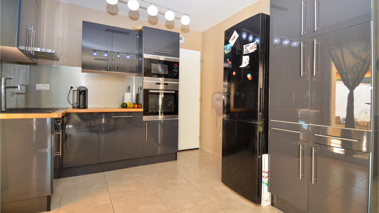 Photo of Kitchen in Raphele-les-Arles