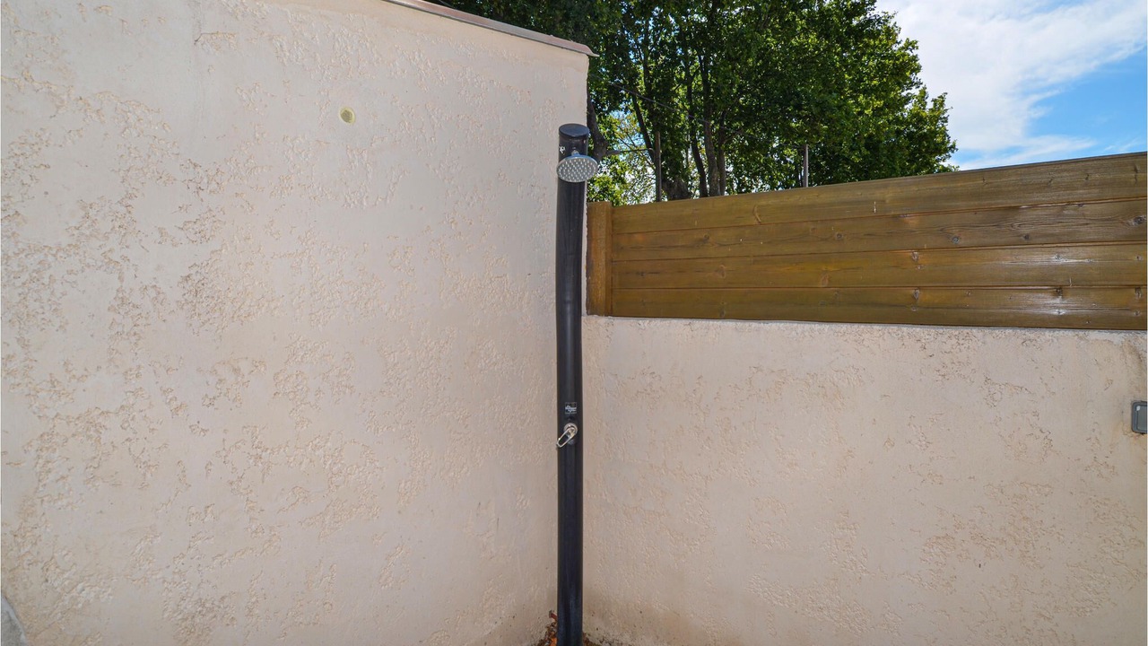Photo of Outdoor in Raphele-les-Arles