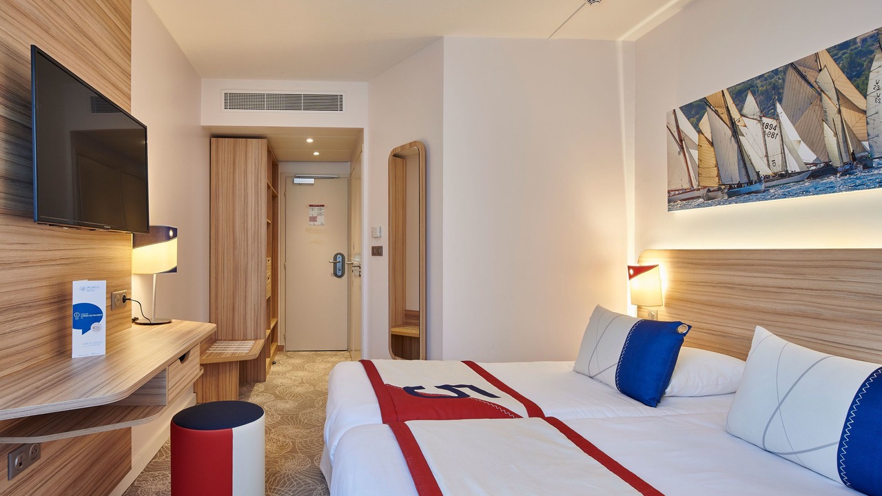 Photo of Bedroom in Hyeres