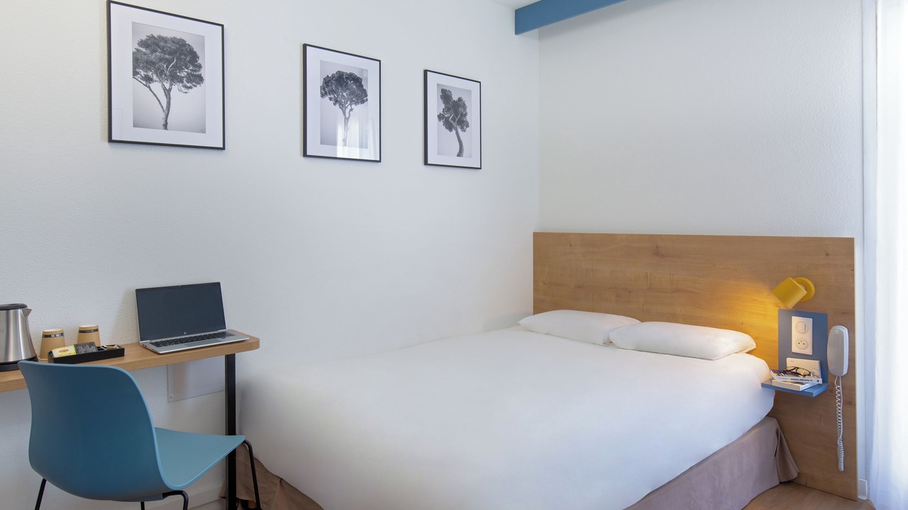 Photo of Bedroom in Gemenos