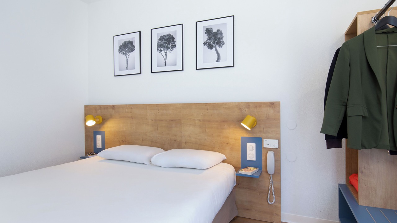 Photo of Bedroom in Gemenos
