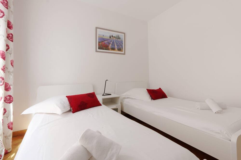 Photo of Bedroom in Mazarin Quarter