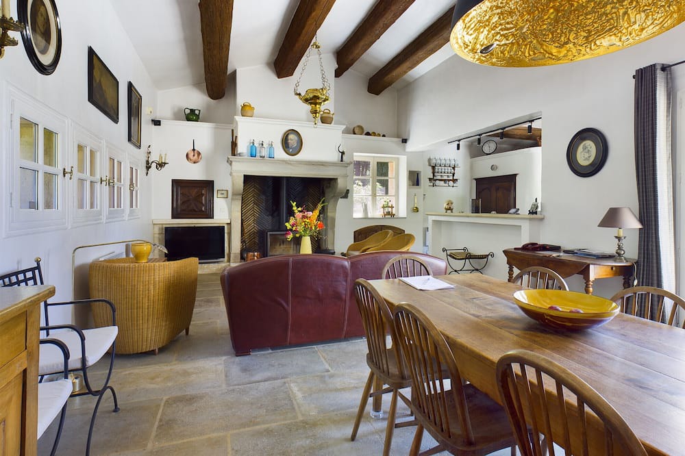 Photo of Livingroom in Les Baux-de-Provence