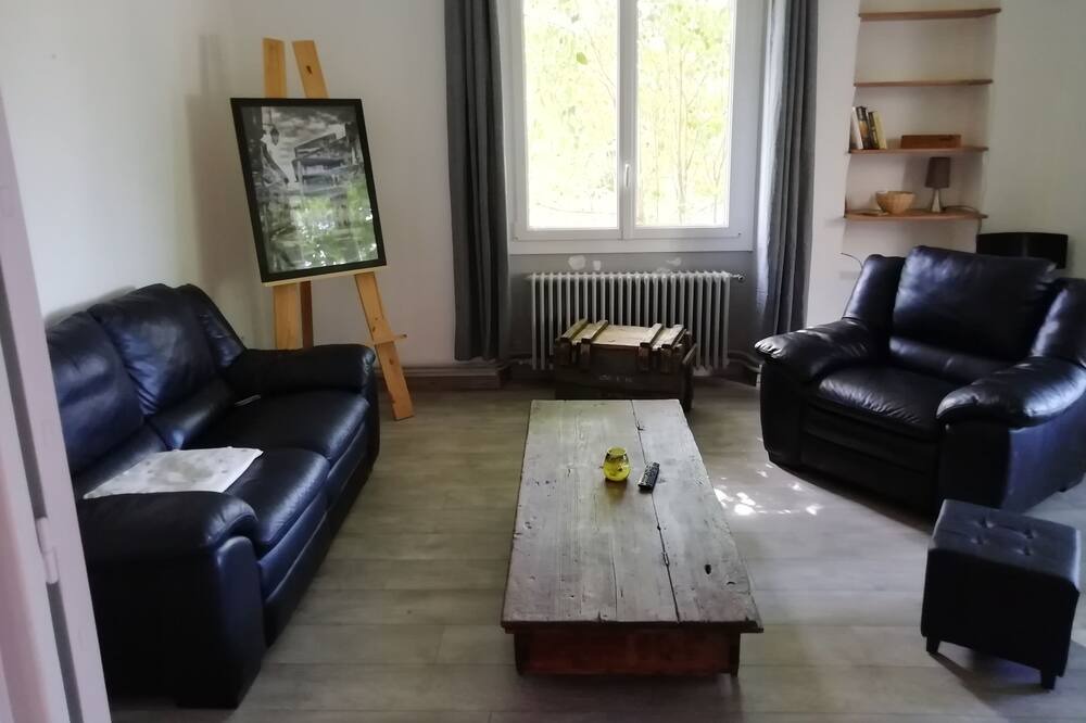 Photo of Livingroom in Cornillon