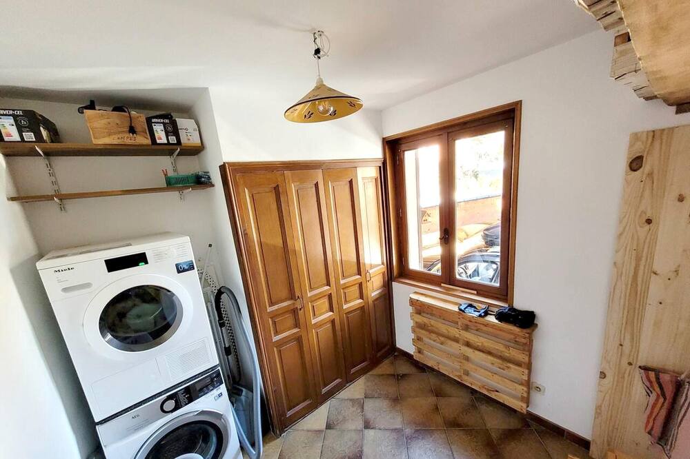 Photo of Bathroom in Guillestre