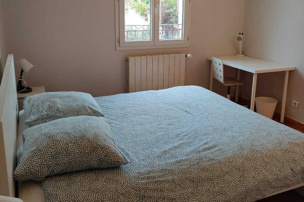 Photo of Bedroom in Les Caillols