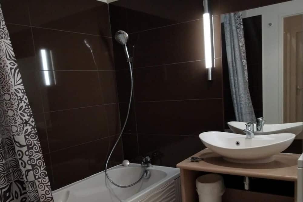 Photo of Bathroom in Jausiers