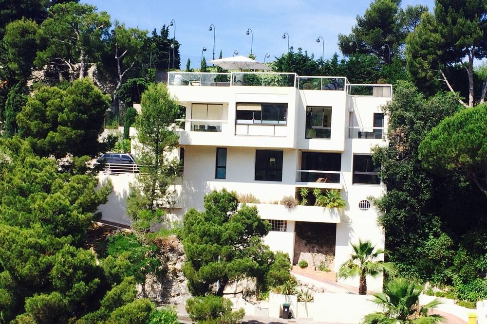 Photo of Outdoor in Roucas-Blanc