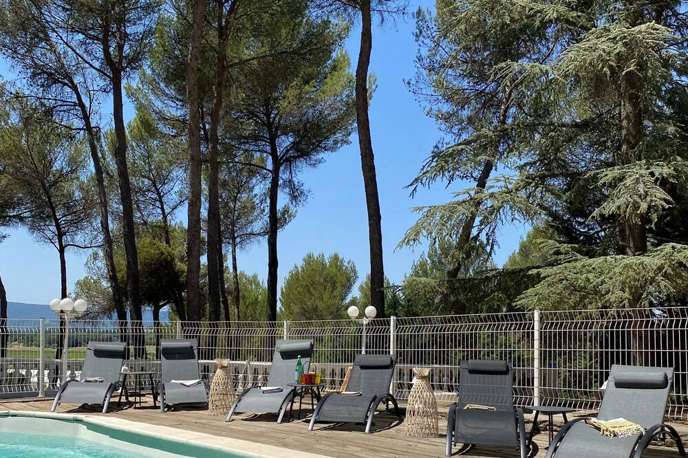 Photo of Outdoor in Gargas