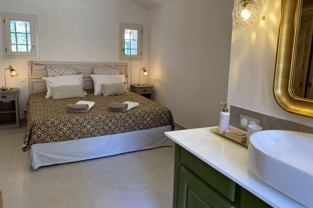 Photo of Bedroom in Gargas