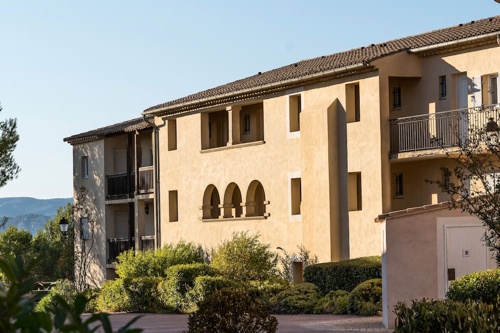 Photo of Outdoor in Pont Royal