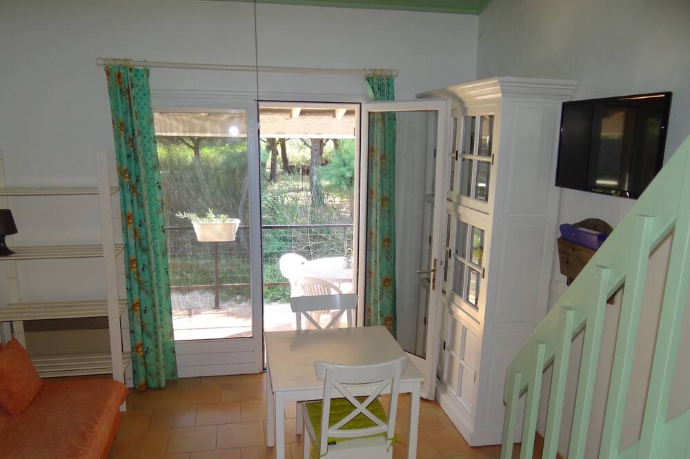Photo of Livingroom in Saintes-Maries-de-la-Mer