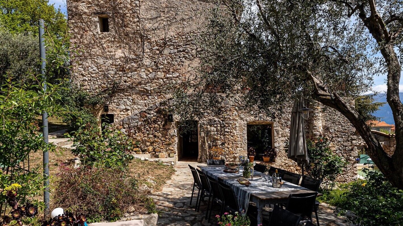 Photo of Outdoor in Chateauneuf-Villevieille