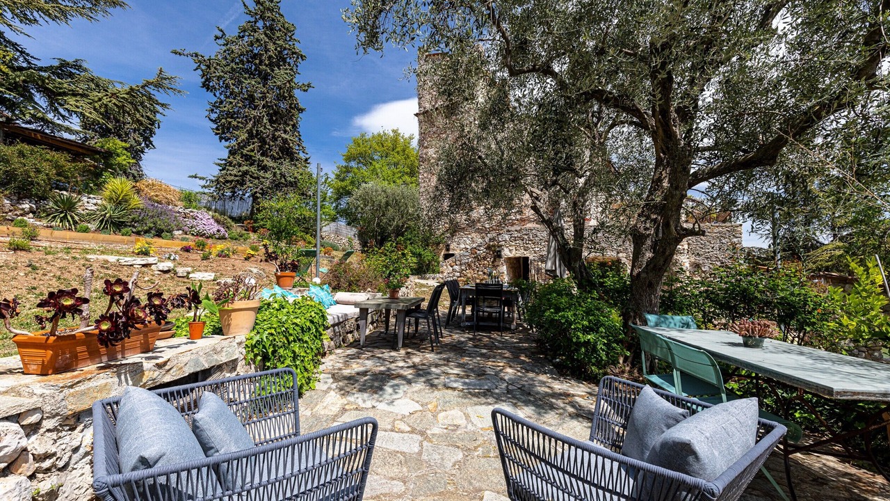 Photo of Outdoor in Chateauneuf-Villevieille