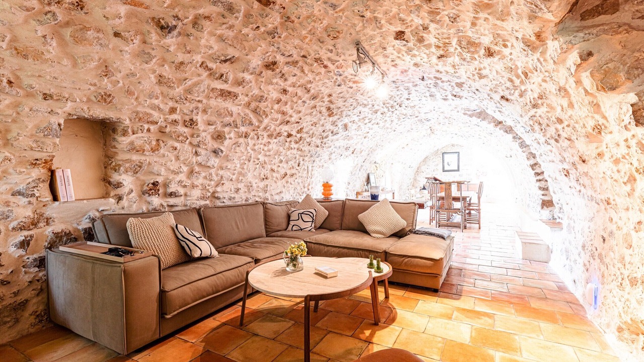 Photo of Livingroom in Chateauneuf-Villevieille