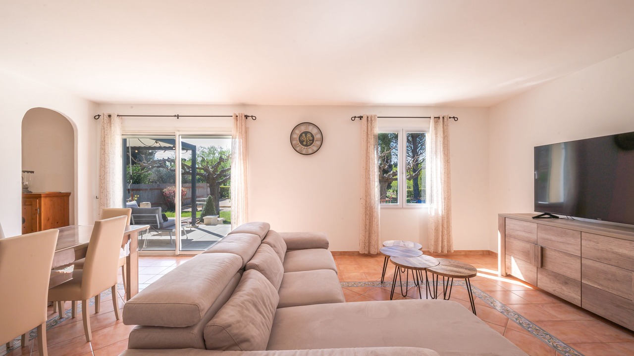 Photo of Livingroom in Maillane