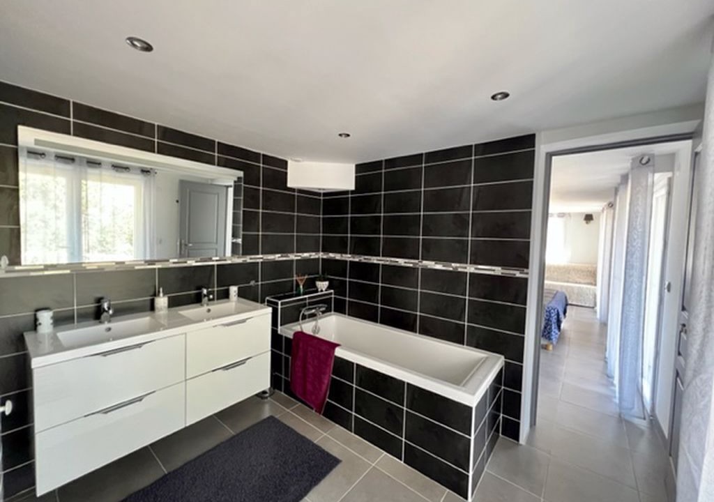 Photo of Kitchen in Quartier des Espesses