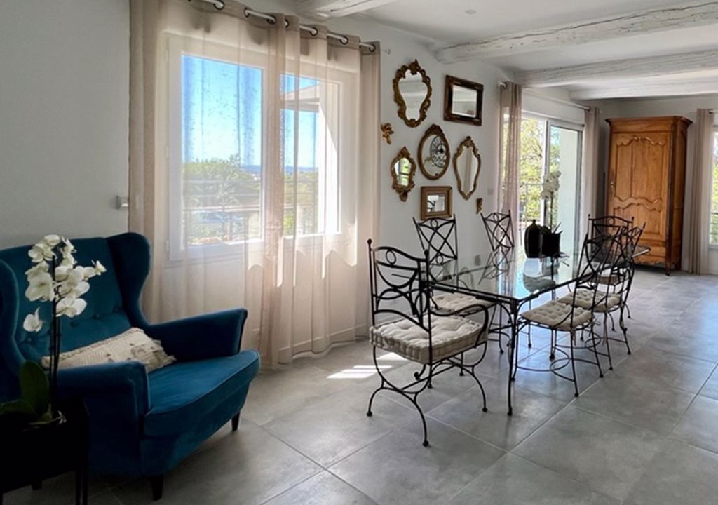 Photo of Livingroom in Quartier des Espesses